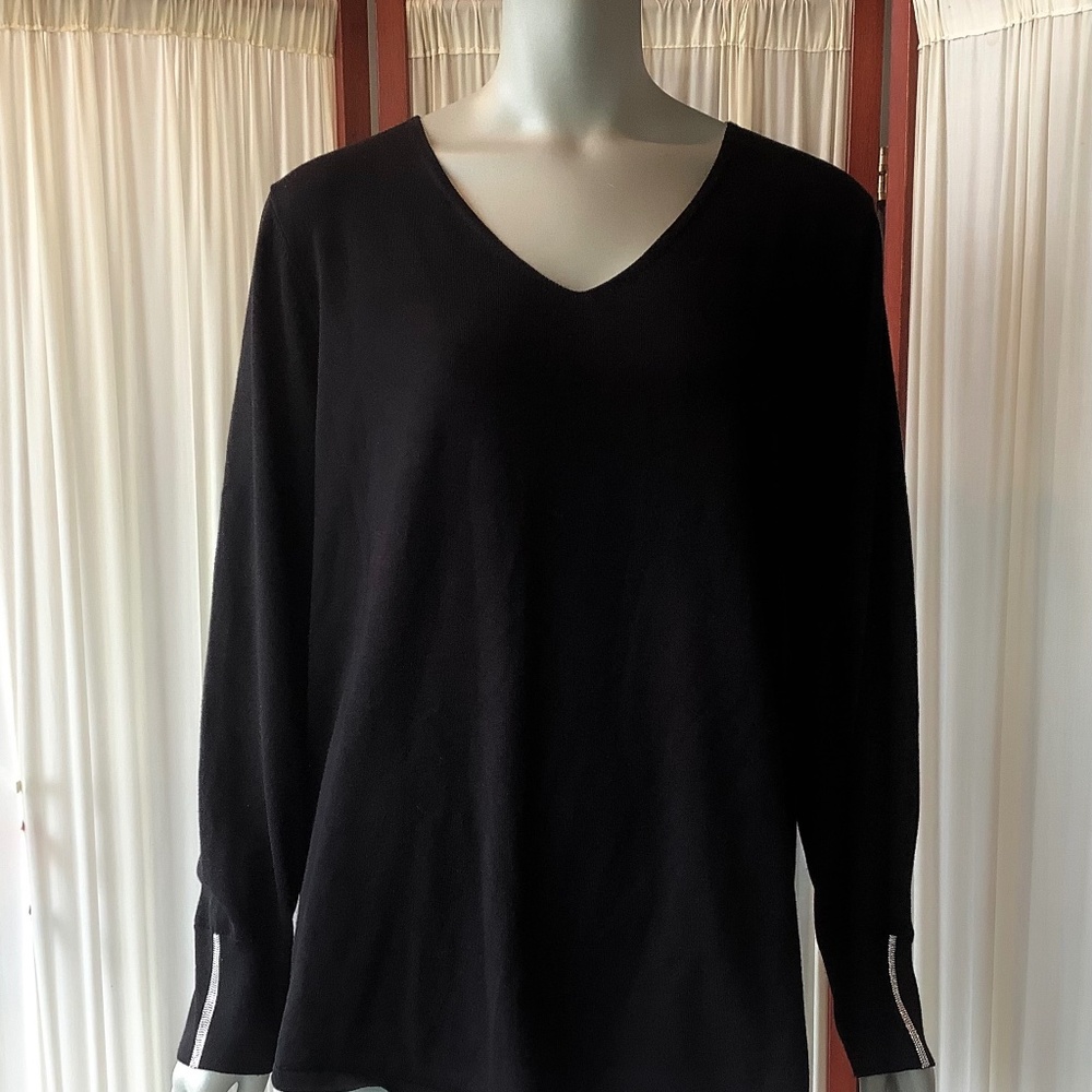 Chicos Womens Black Knit Top Long Sleeve w/ Silver Stripe V Neck Size XXL